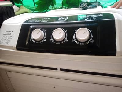 MZ  M-888  confort  cool  10/10 - Ice box  karkhano market peshawer