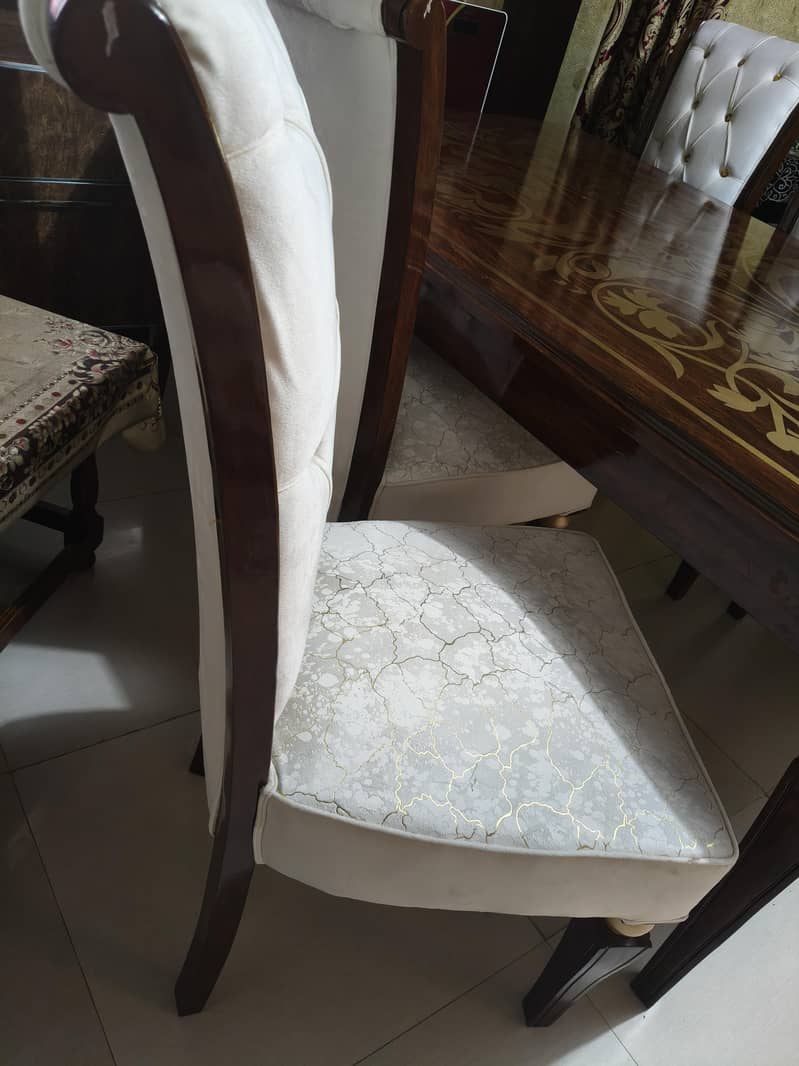 dining tabl 4