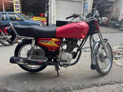 HONDA CG 125 MODEL 2021 CONDITION 10/10