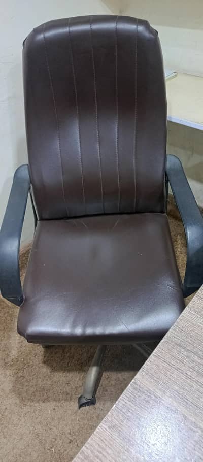 CEO Executive Revolving Chair - Premium Owner Chair - Gulberg Lahore