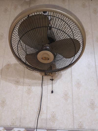 3wall fan