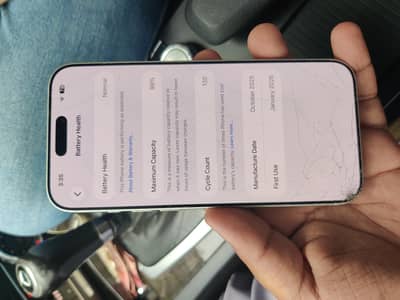 iPhone 17 Pro Max - Almost New Specs, Cracked Screen - Big Discount