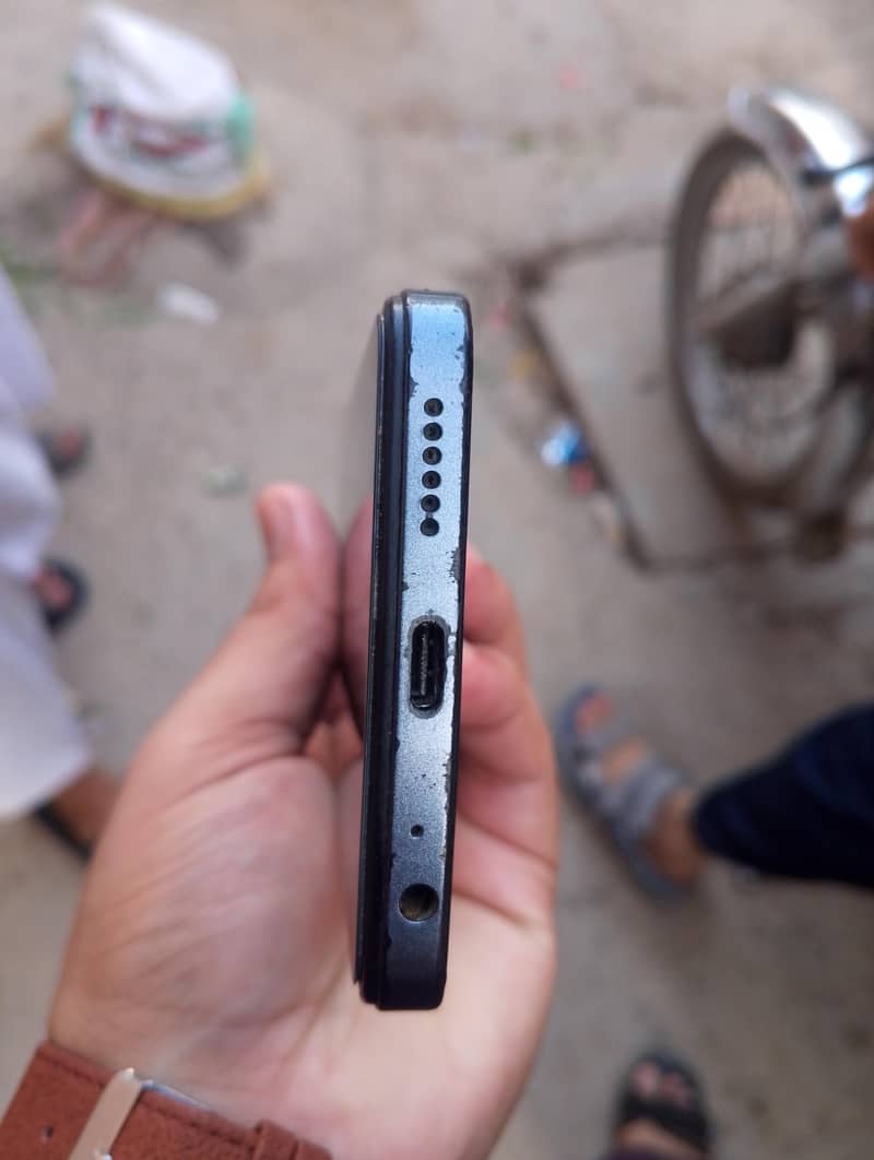 Tecno Spark 20C 2