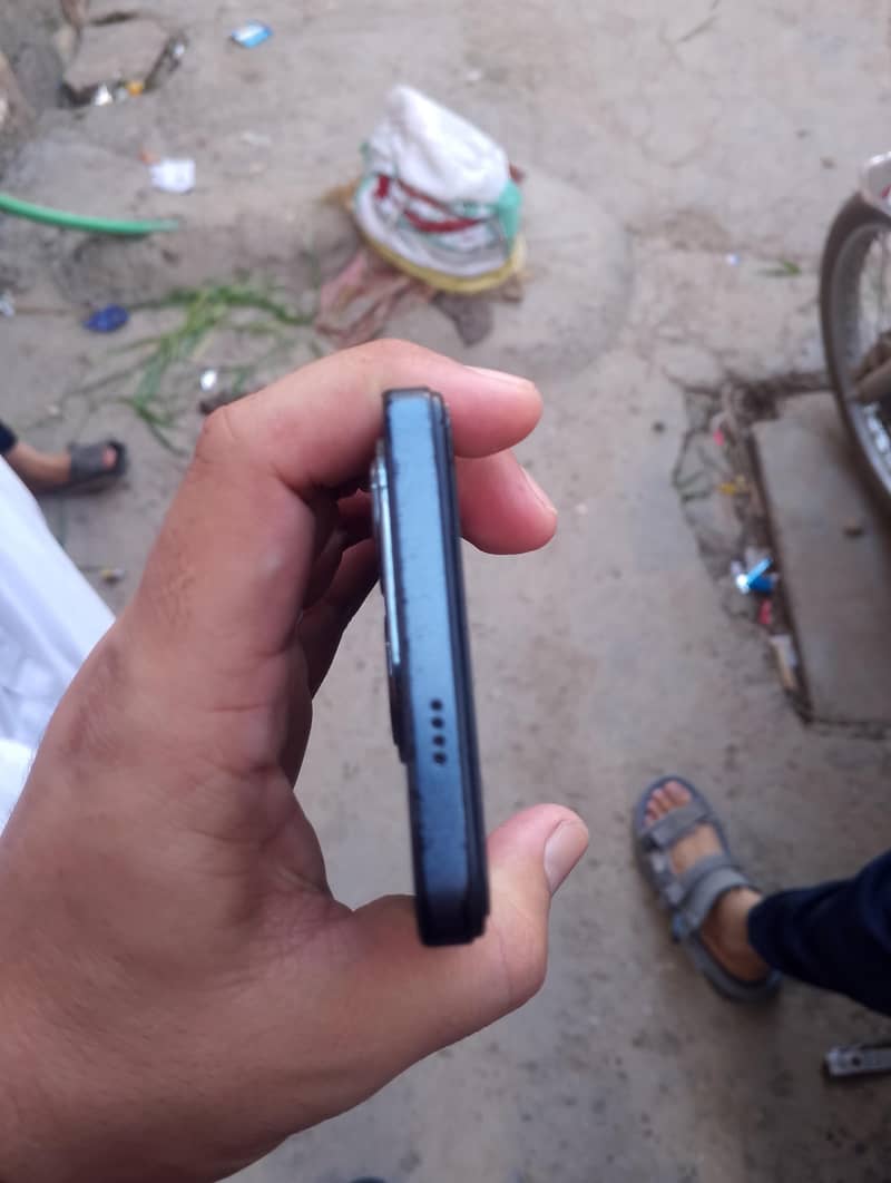 Tecno Spark 20C 3