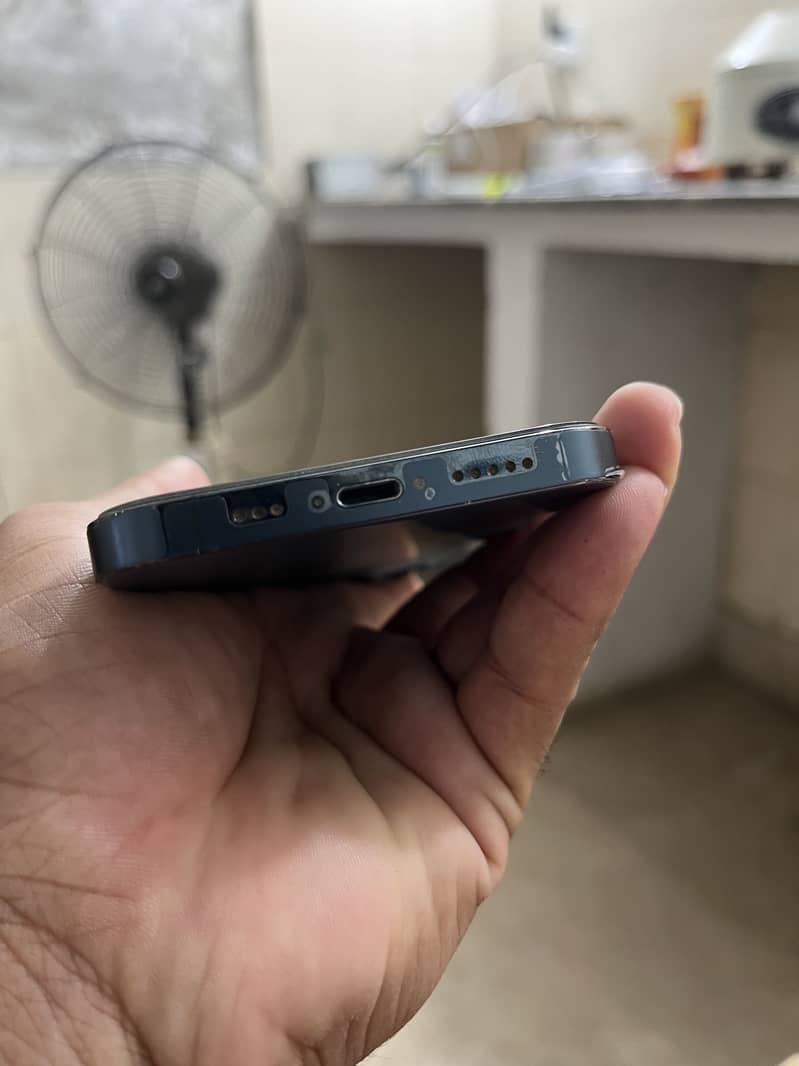 Apple iPhone 12 Pro 3