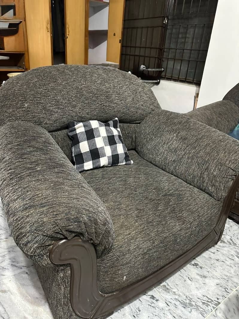 Sofa Set 5 Seater 1