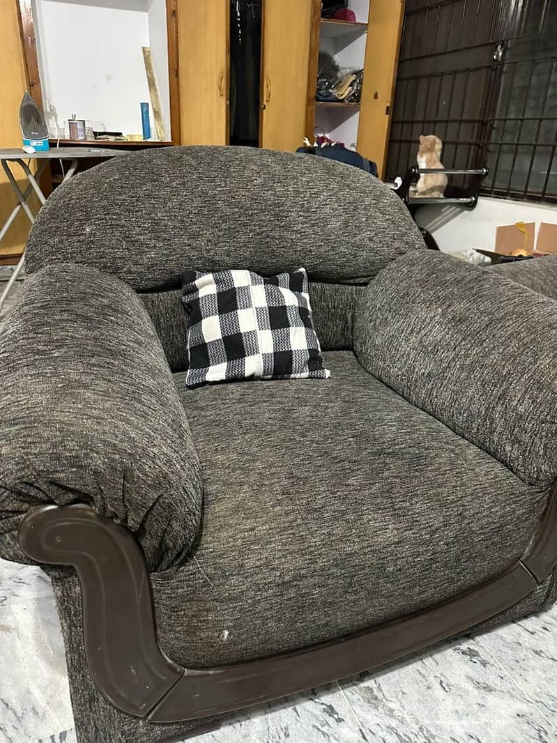 Sofa Set 5 Seater 4