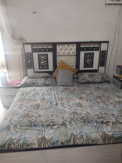 Bedroom set