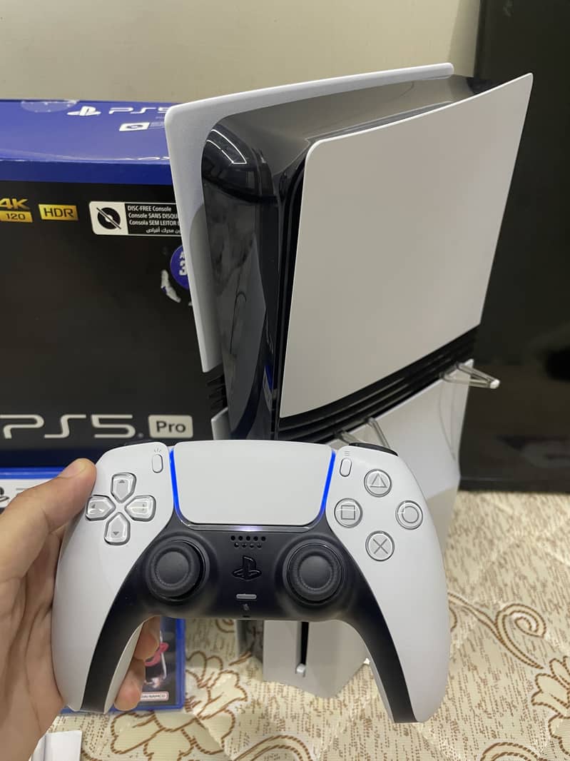 Playstation 5 Ps5 pro with disk 1