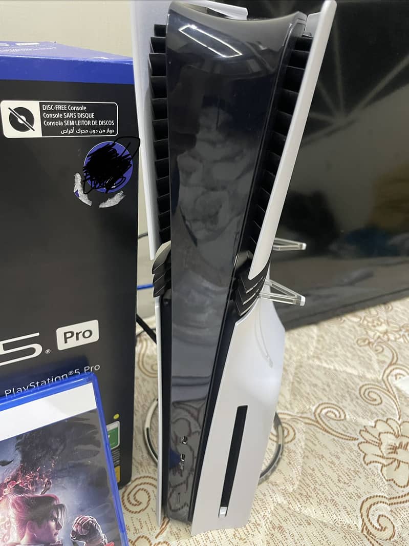 Playstation 5 Ps5 pro with disk 2