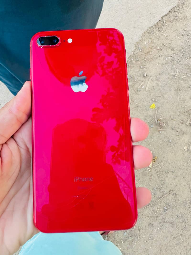 Apple iPhone 8 Plus 0