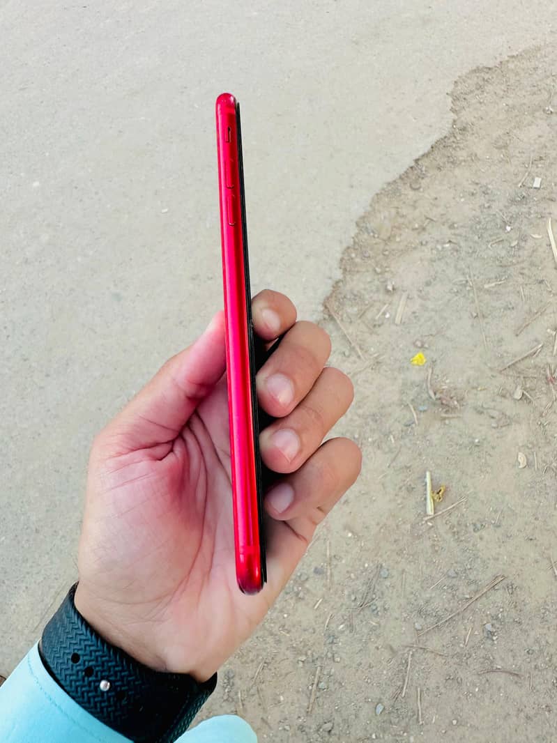 Apple iPhone 8 Plus 2