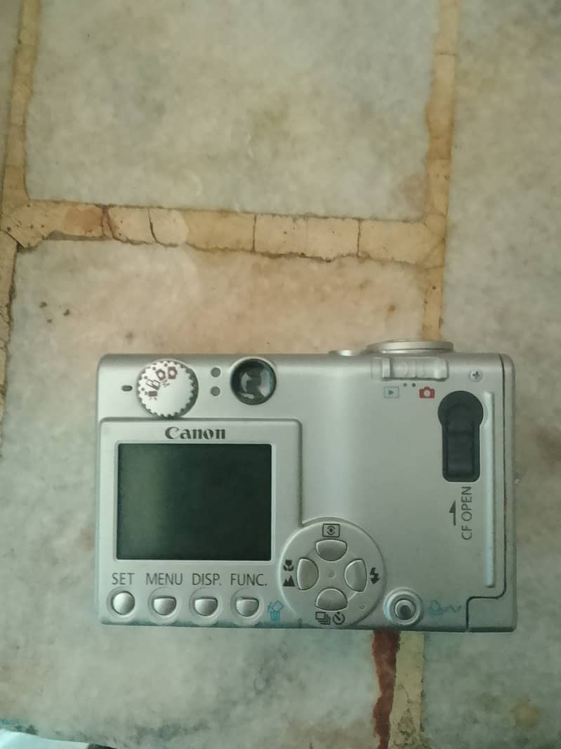 Canon camera 1