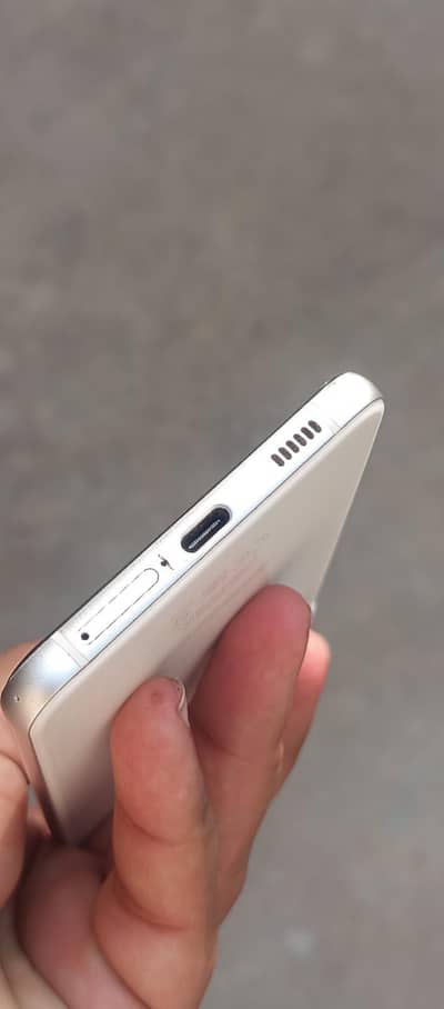 Samsung Mobile S21 FE in great condition