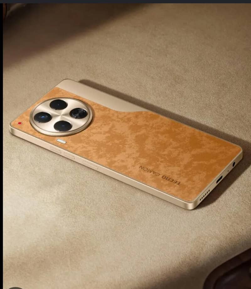 Tecno CAMON 30 0