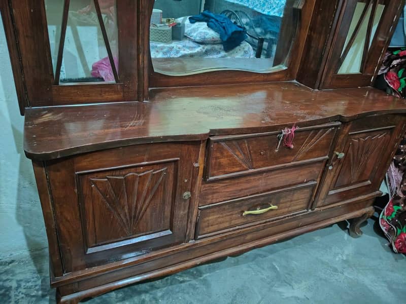 Dressing mirror 0