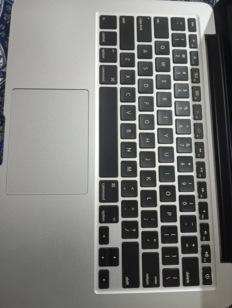 Mackbook 0