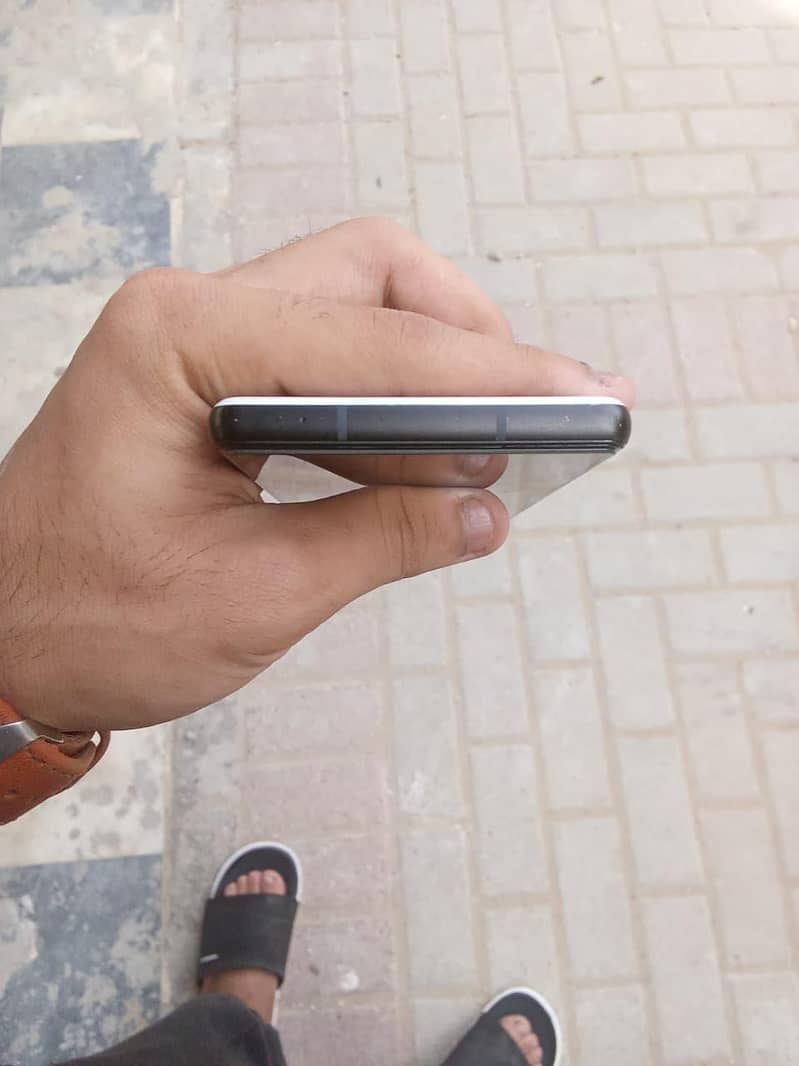 Google Pixel 6a 3