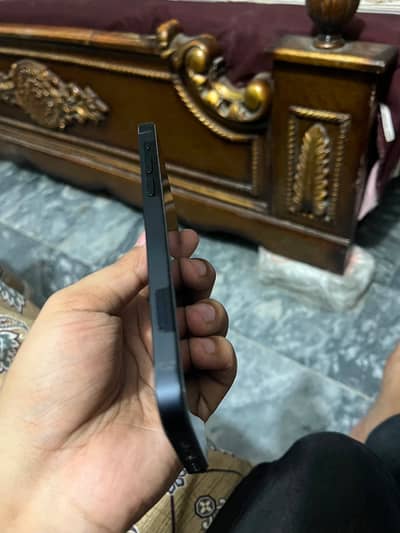 I phone 12 64 GB