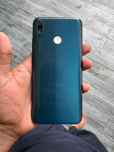 Huawei Y9