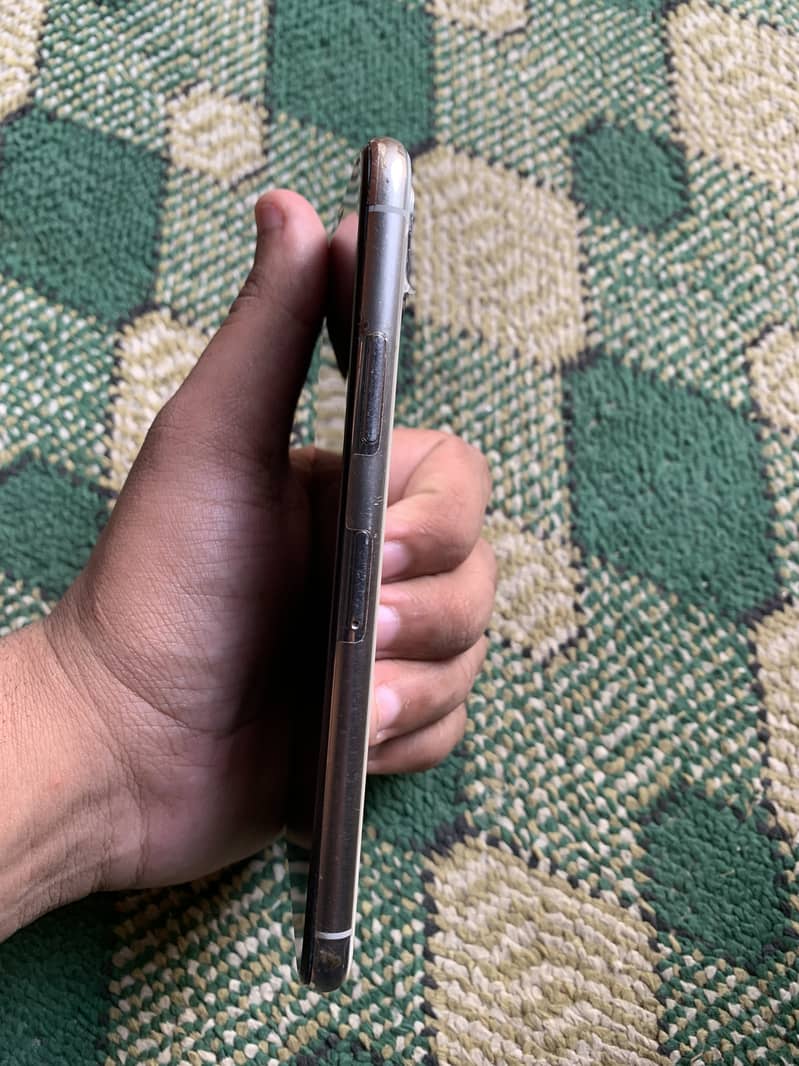 Apple iPhone X 1