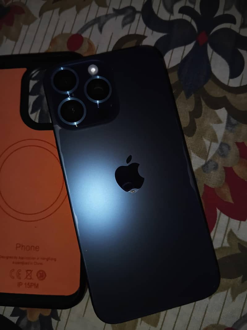 iphone 15 pro max 1