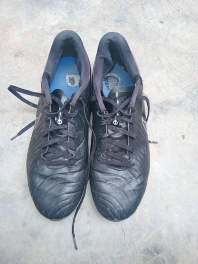 Nike Tiempo UK 10 original football shoes