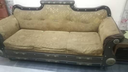 6 seater Sofa Set for sale -Urgent