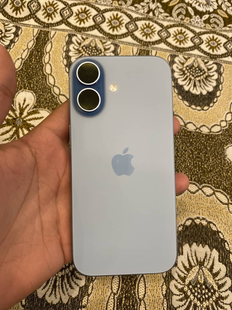 Apple iPhone 17 0