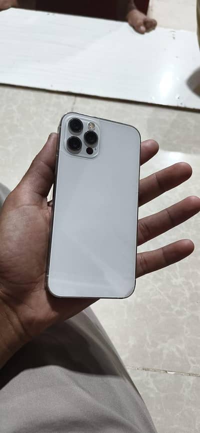 Apple iPhone 12 Pro