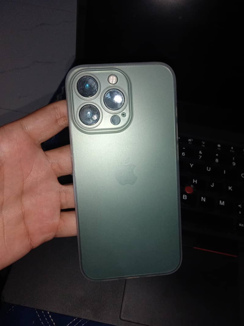 Apple iPhone 13 Pro 2