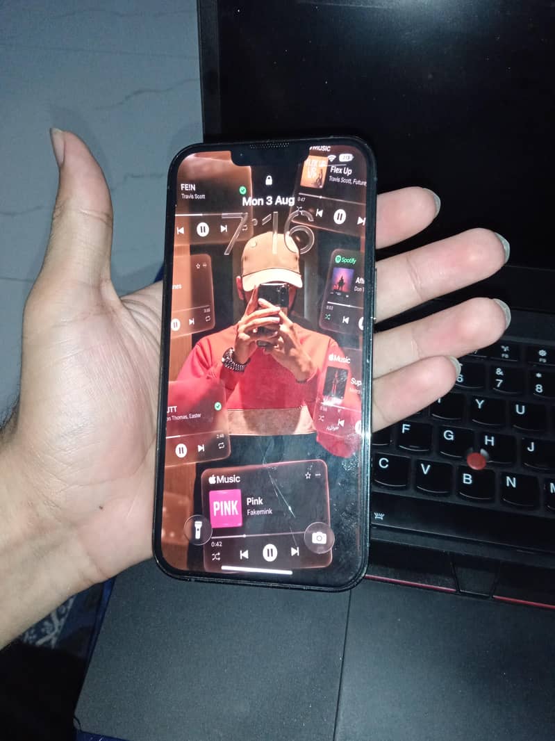 Apple iPhone 13 Pro 3