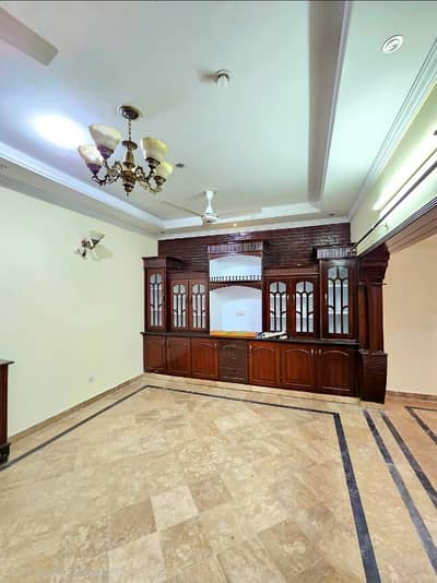 10 Marla Ground Floor Prime Location All Facilities Available G-13/3