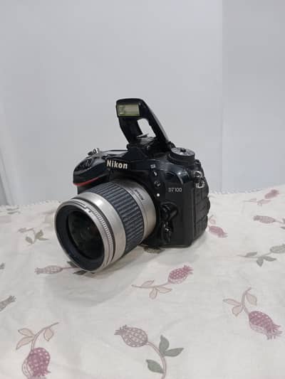 nikon 700D 28.80 lans batry chrgr
