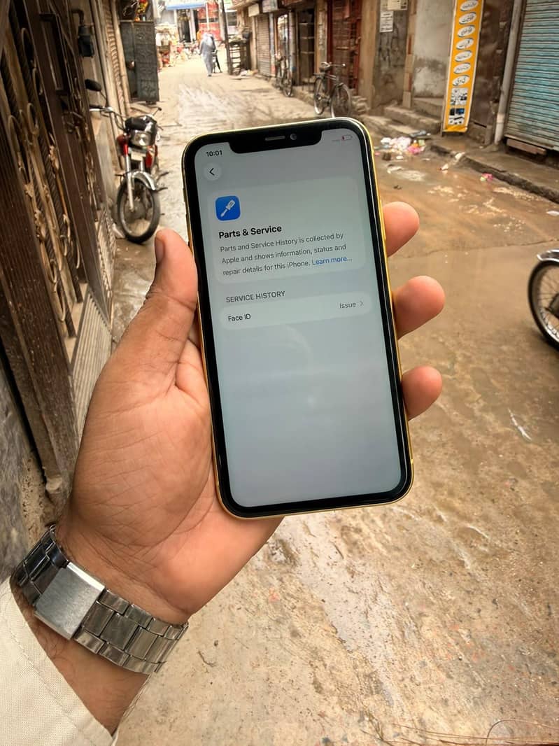 Apple iPhone 11 2