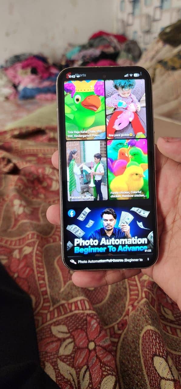 Google Pixel 8a 1