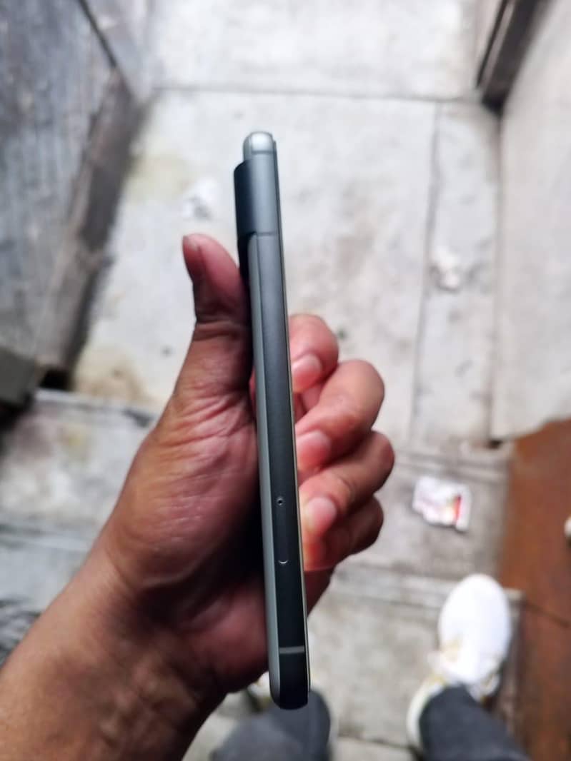Google Pixel 8 1