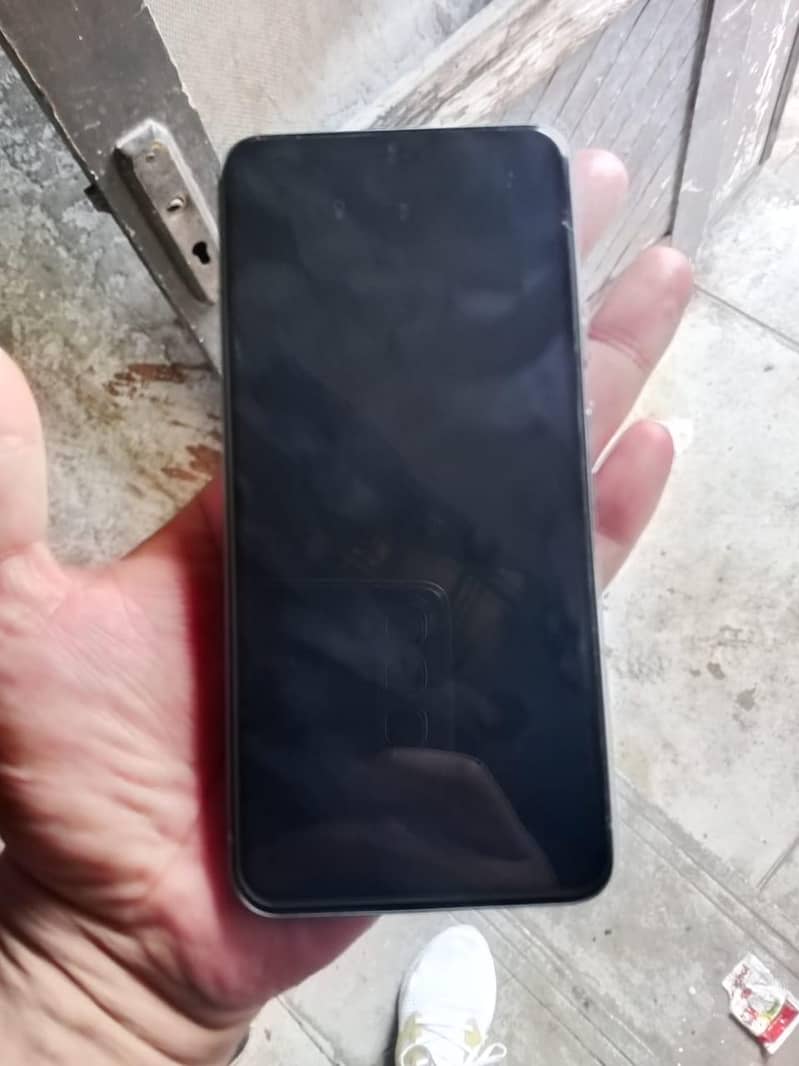 Google Pixel 8 5