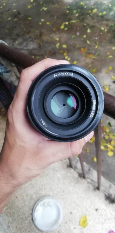 Nikon AF-S Nikkor 50mm lens 1:1.8G
