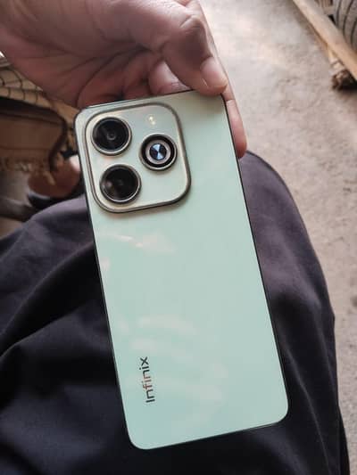 Infinix Hot 40i.  8.128.