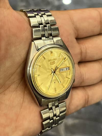 Seiko 5 Golden Dial