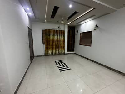 10 MARLA LOWER POR FOR RENT BAHRIA TOWN LAHORE