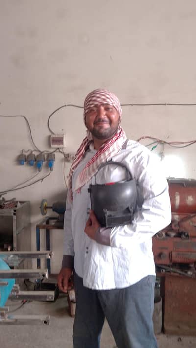 Need mechanical staff ,welder , fabricator