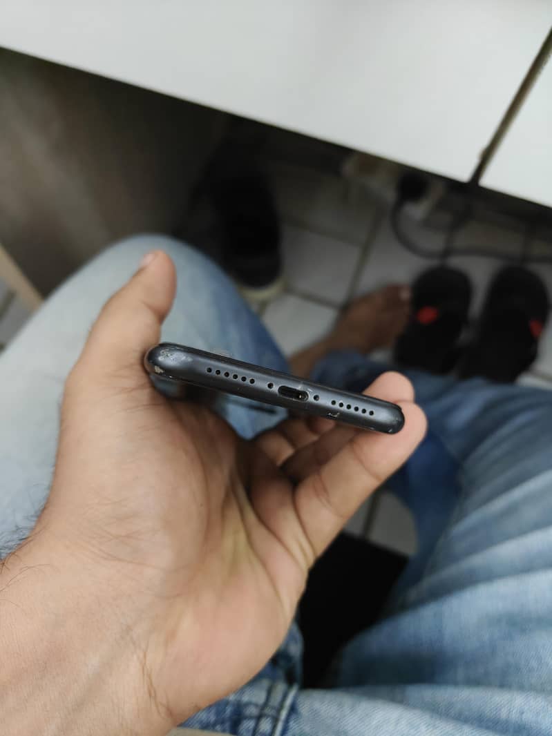 Apple iPhone 11 2