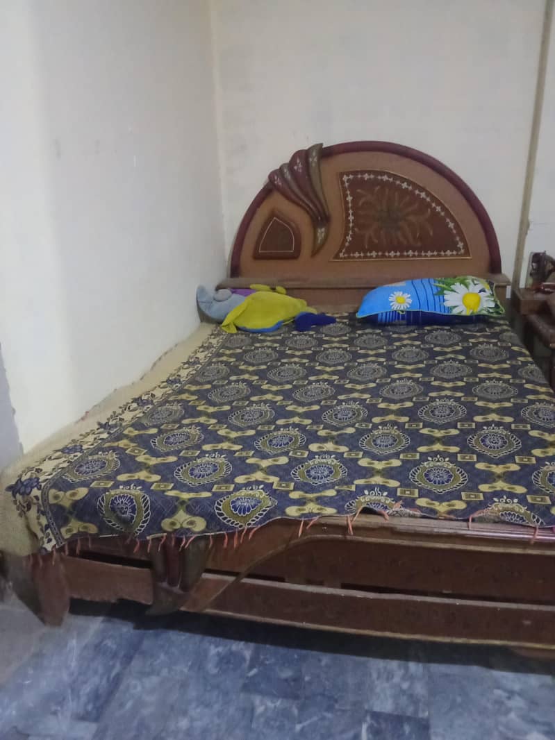 Double Bed 0