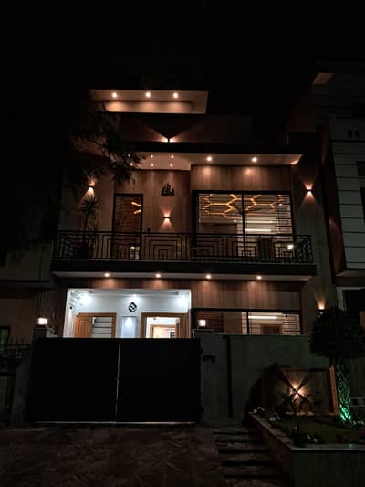 Brand new 25x40 house available for sale in G-13