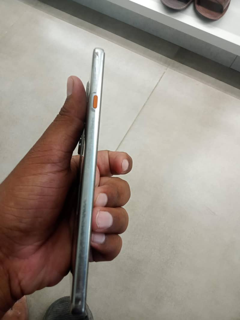 Tecno CAMON 40 2