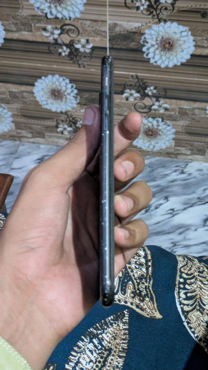 Apple iPhone 7 Plus 1