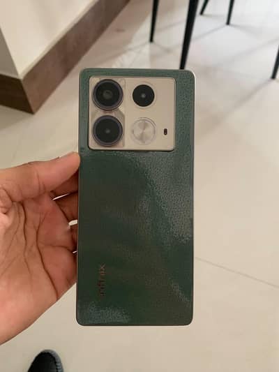 Infinix Hot 40