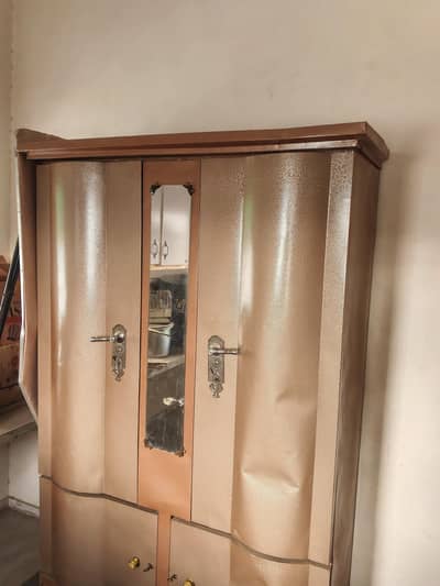 Metal Almari for sale